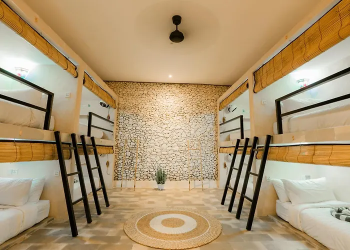 Penida Patio Hostal *